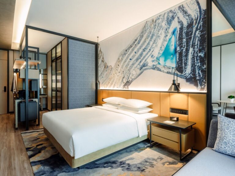 Designing Desire: Bedroom Makeover Tips for Valentine’s Day