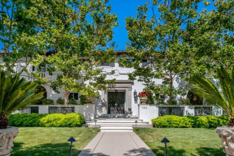 Glamorous 1930s Beverly Hills Home Up for Sale