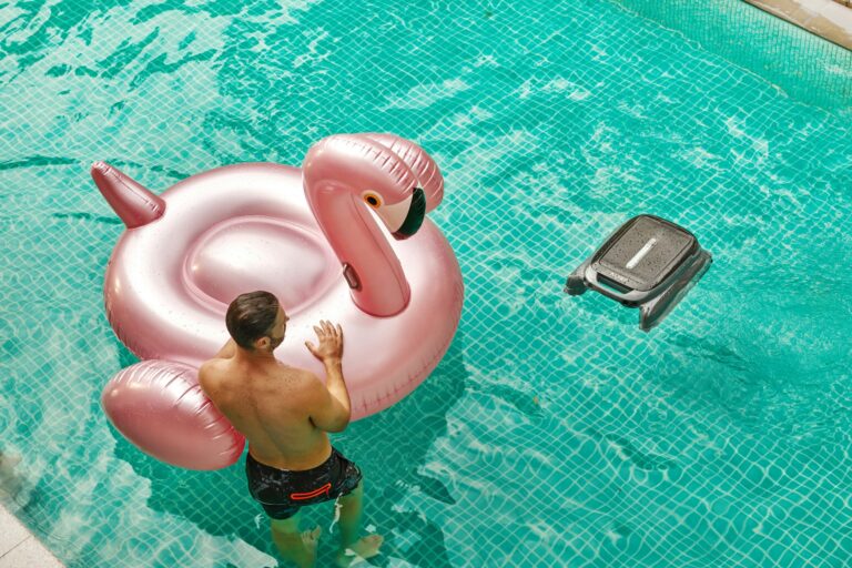 Where Luxury Meets Automation: The Rise of Robotic Pool Cleaners