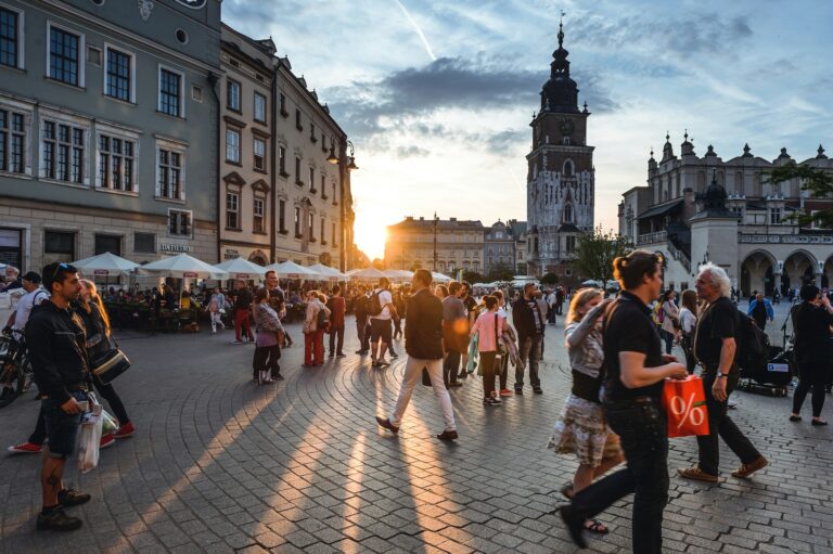 What Can Travel Retailers Do To Attract More Tourists